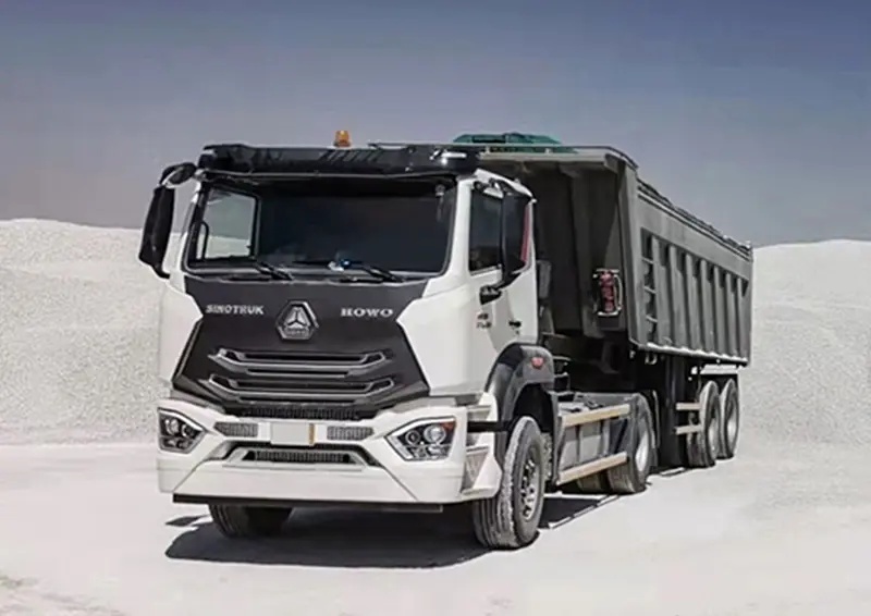 HOWO NX heavy duty tractor trucks