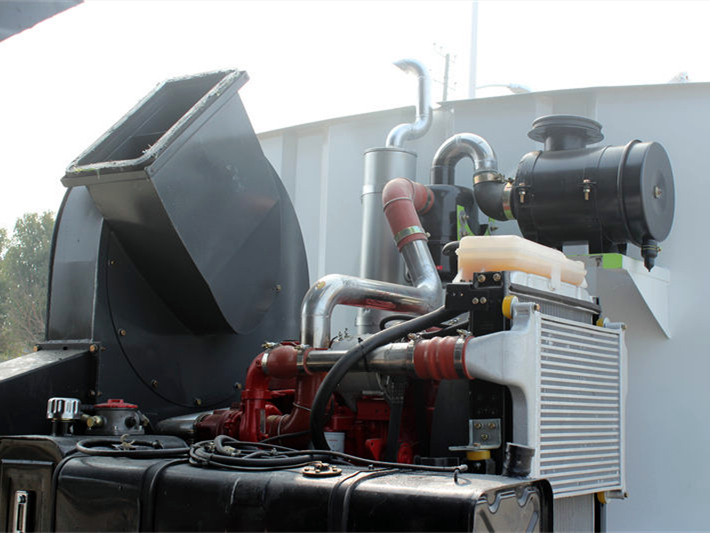 Howo road sweeper truck