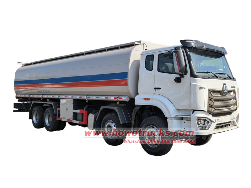 HOWO 8×4 oil tanker truck