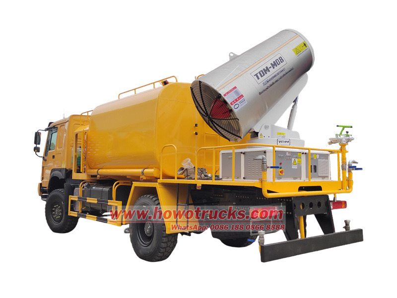 HOWO water tanker truck