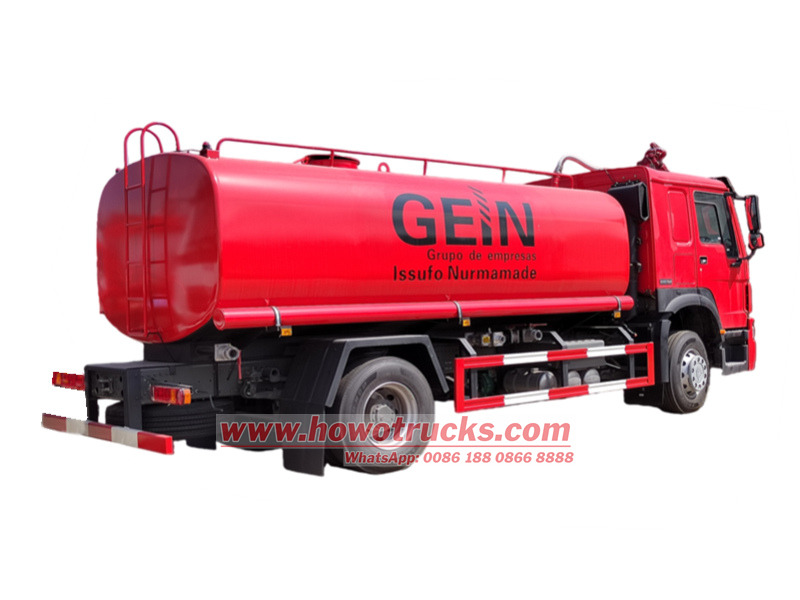 HOWO water spray truck