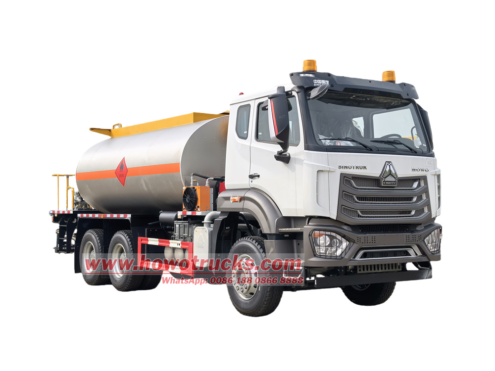 15000 liters Howo asphalt distributor tanker for Nigeria