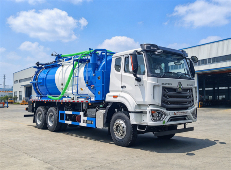 HOWO 16000L sewage tank truck HOWO 16000L sewage tank truck